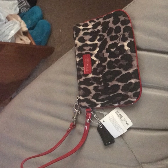 COACH COIN/WRIST BAG BRAND NEW - Picture 3 of 3